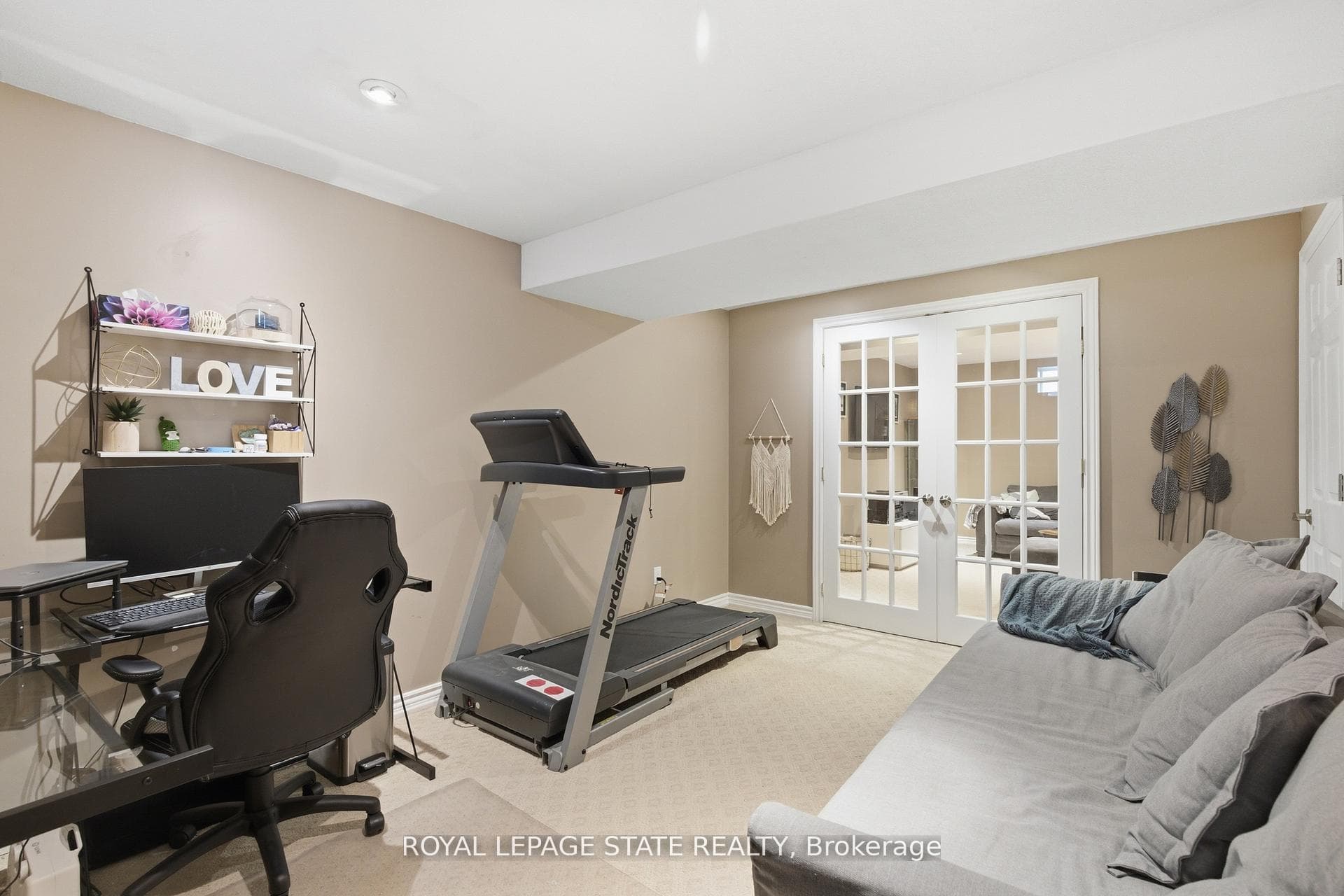 84 Duncairn Crescent photo 43