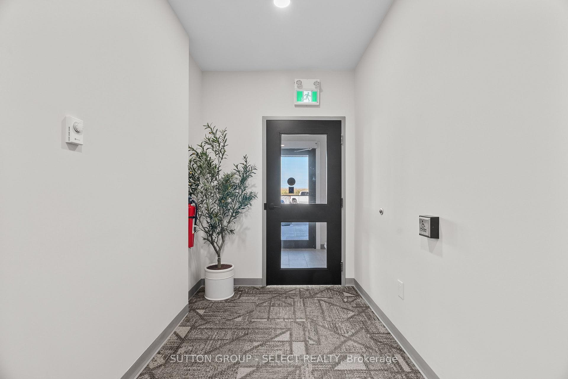 13 Moonlight Court Unit 302A photo 8