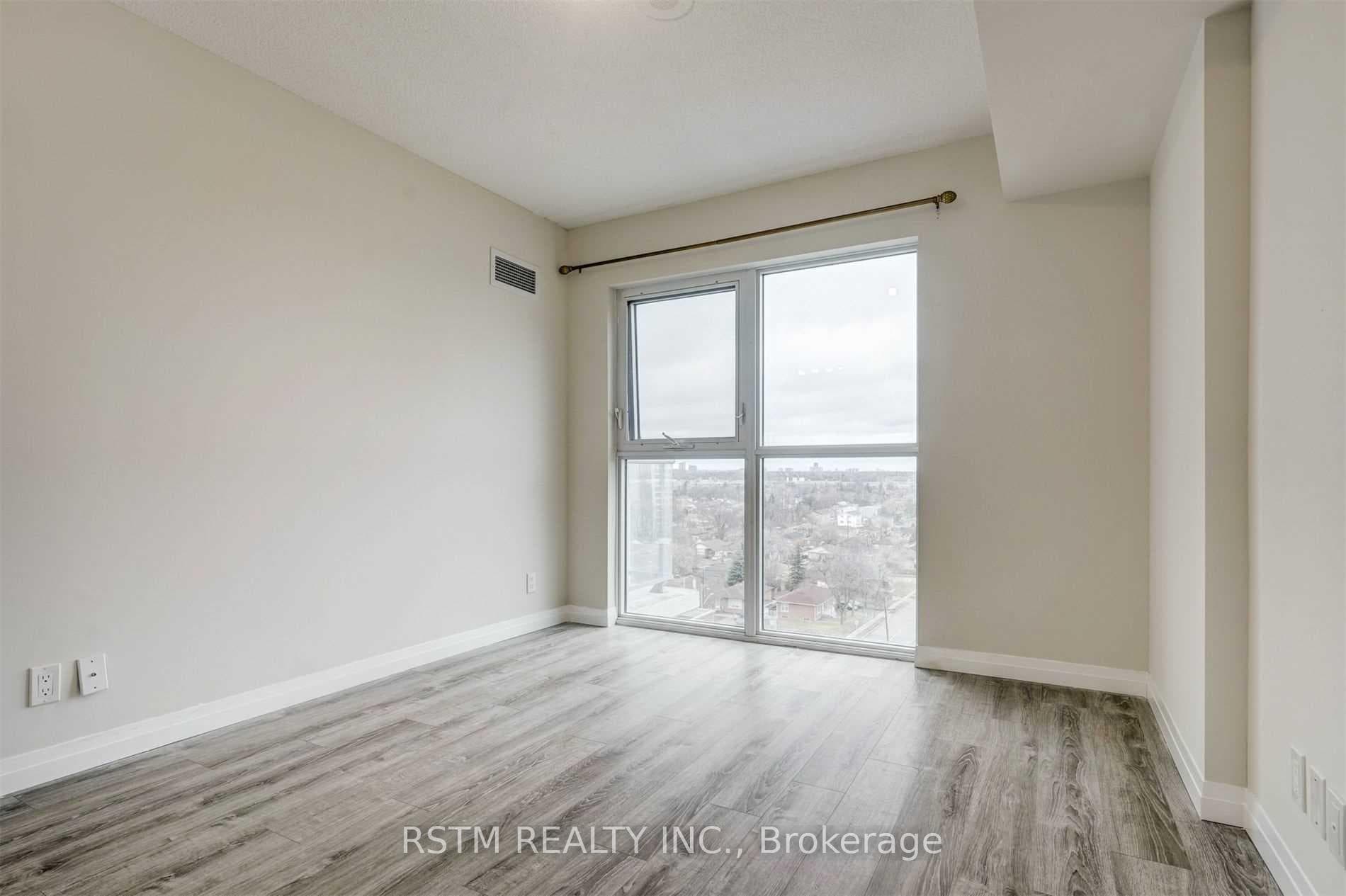 2150 Lawrence Avenue Unit 1111 photo 14