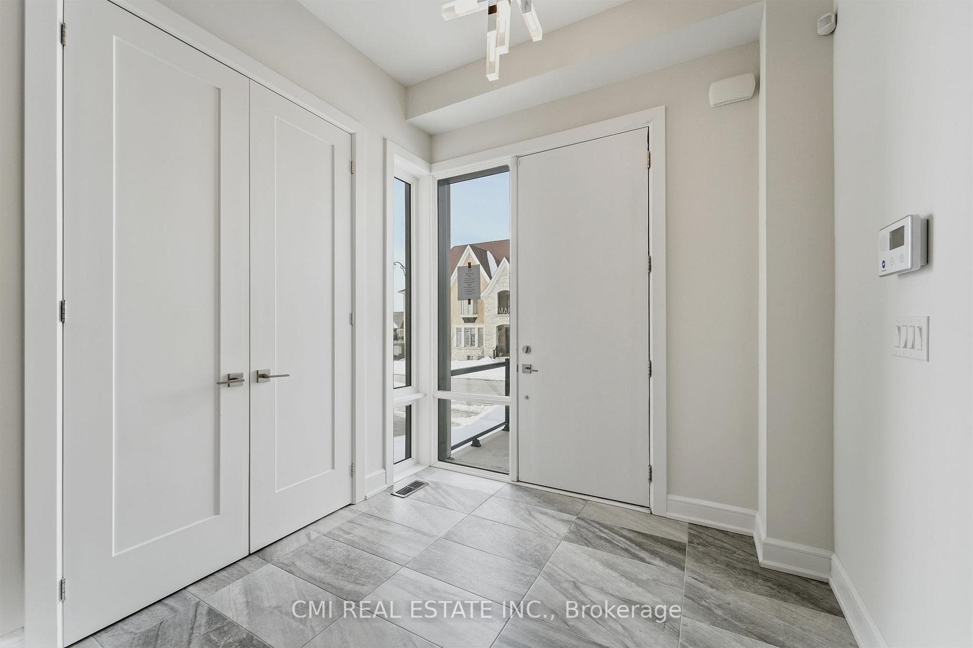 392 Farrell Road photo 4