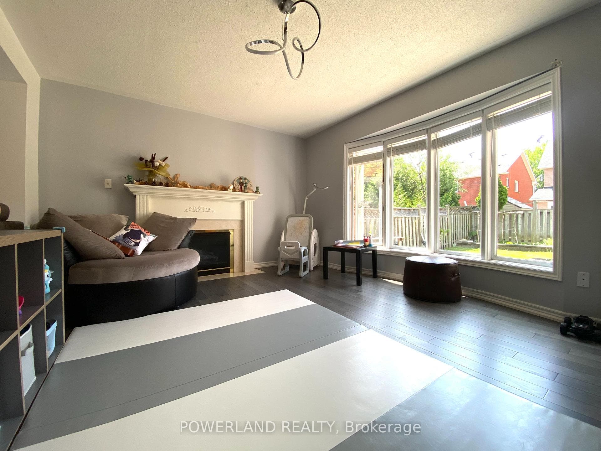 107 Quince Crescent photo 7