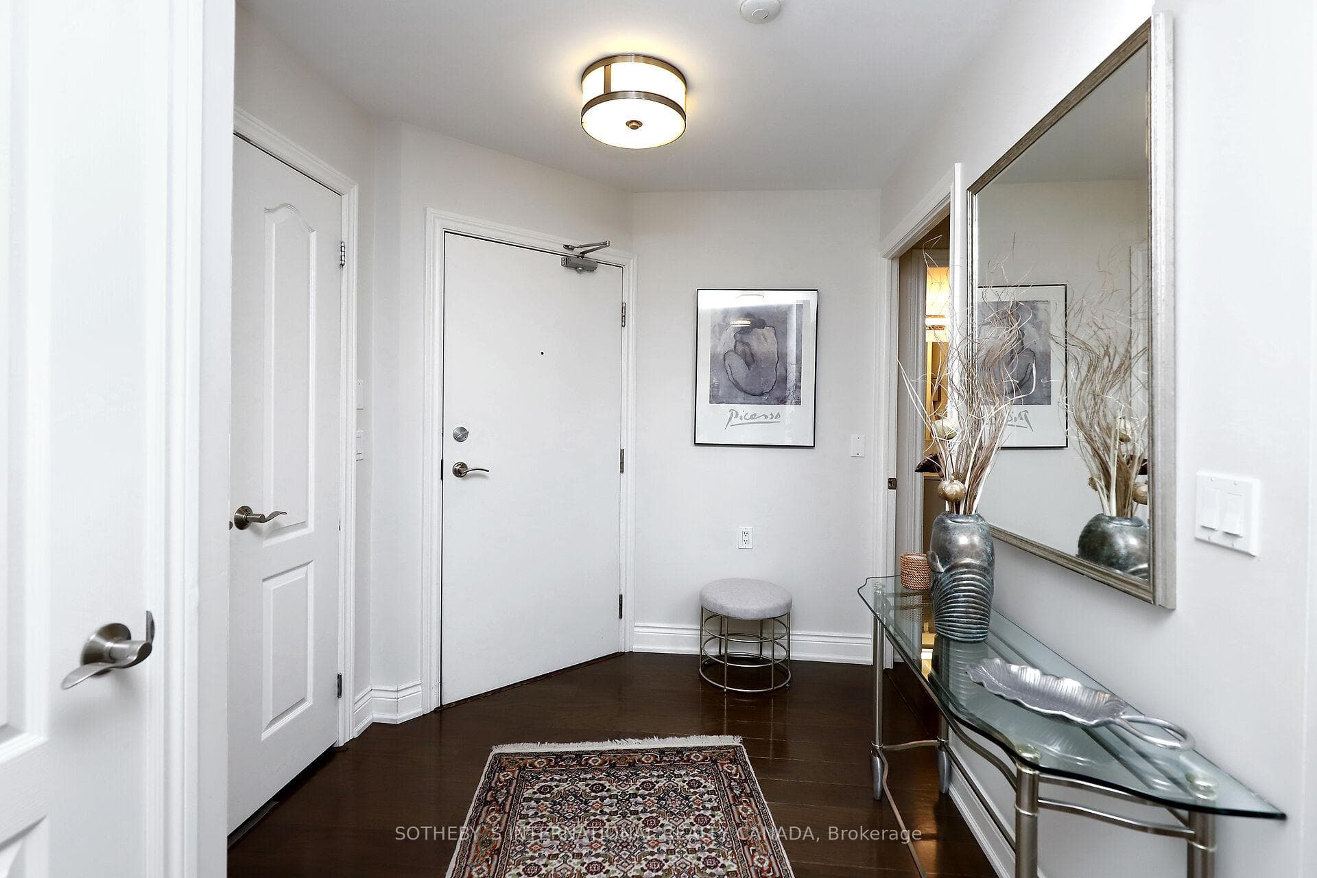 1030 Sheppard Avenue Unit 403 photo 3