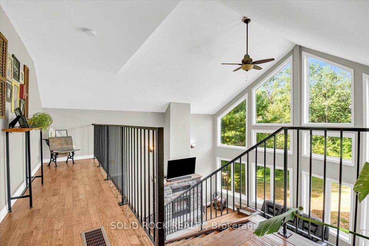 564 Bosley Road photo 22