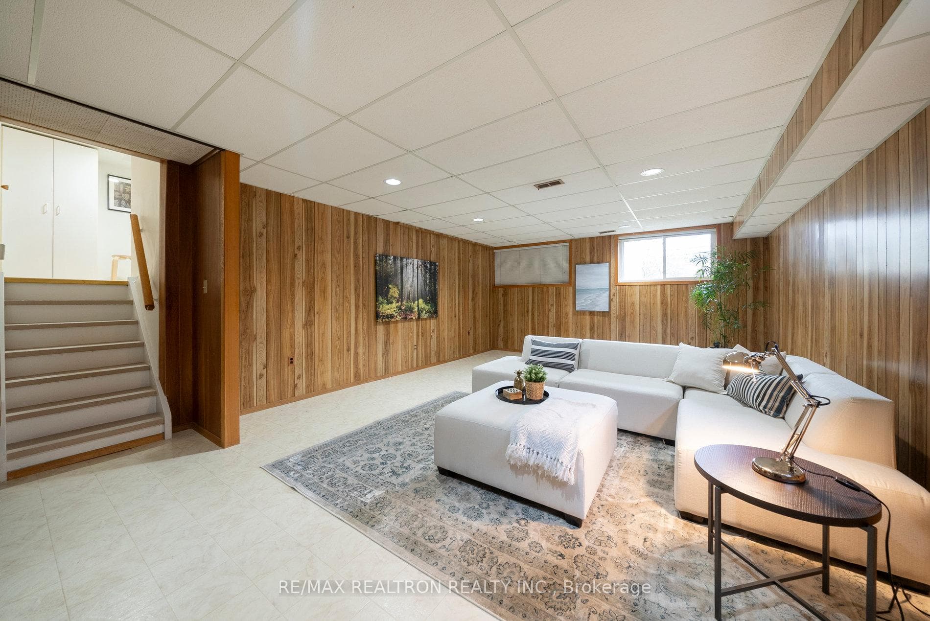34 Purley Crescent photo 31