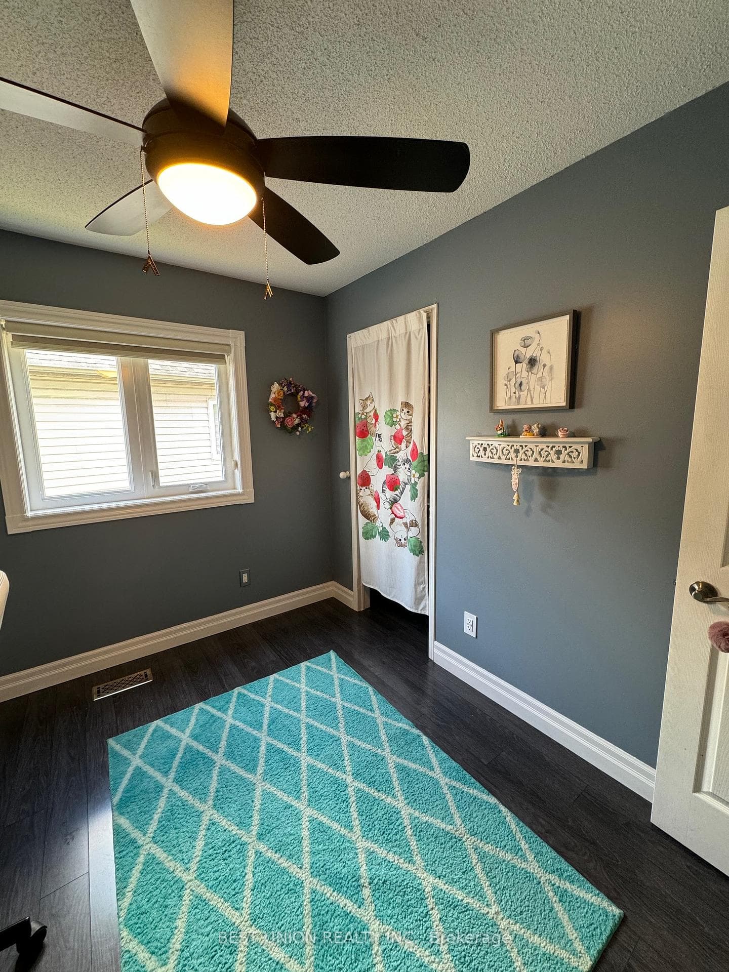 567 Mcbean Avenue photo 28