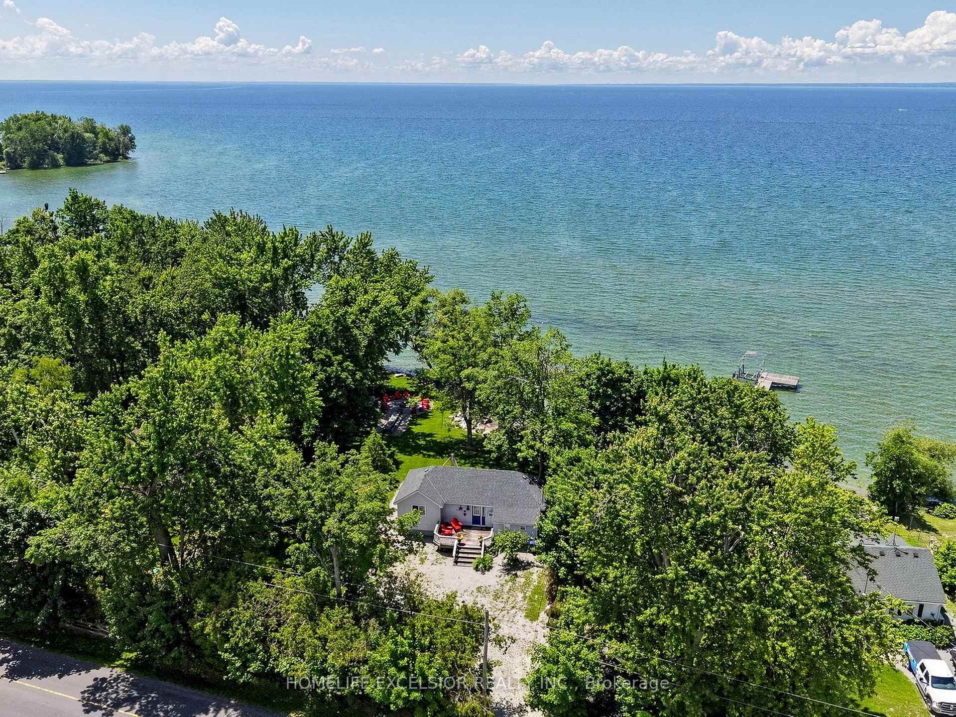 2156 Lakeshore Drive photo 1