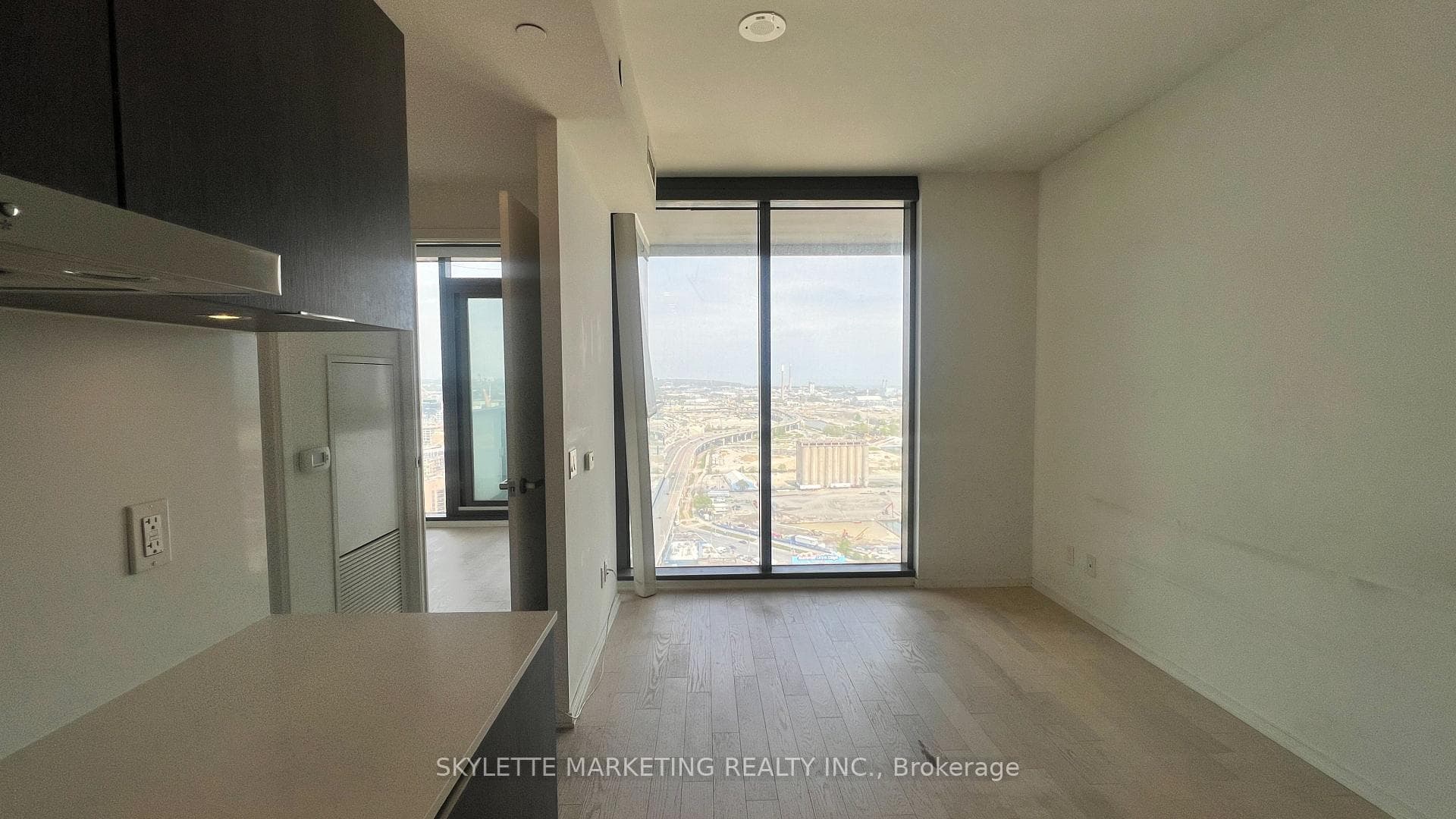 16 Bonnycastle Street Unit 2807 photo 25