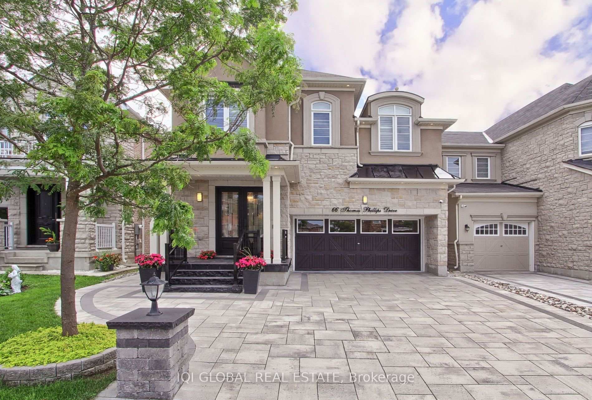 1 Driveway Parking