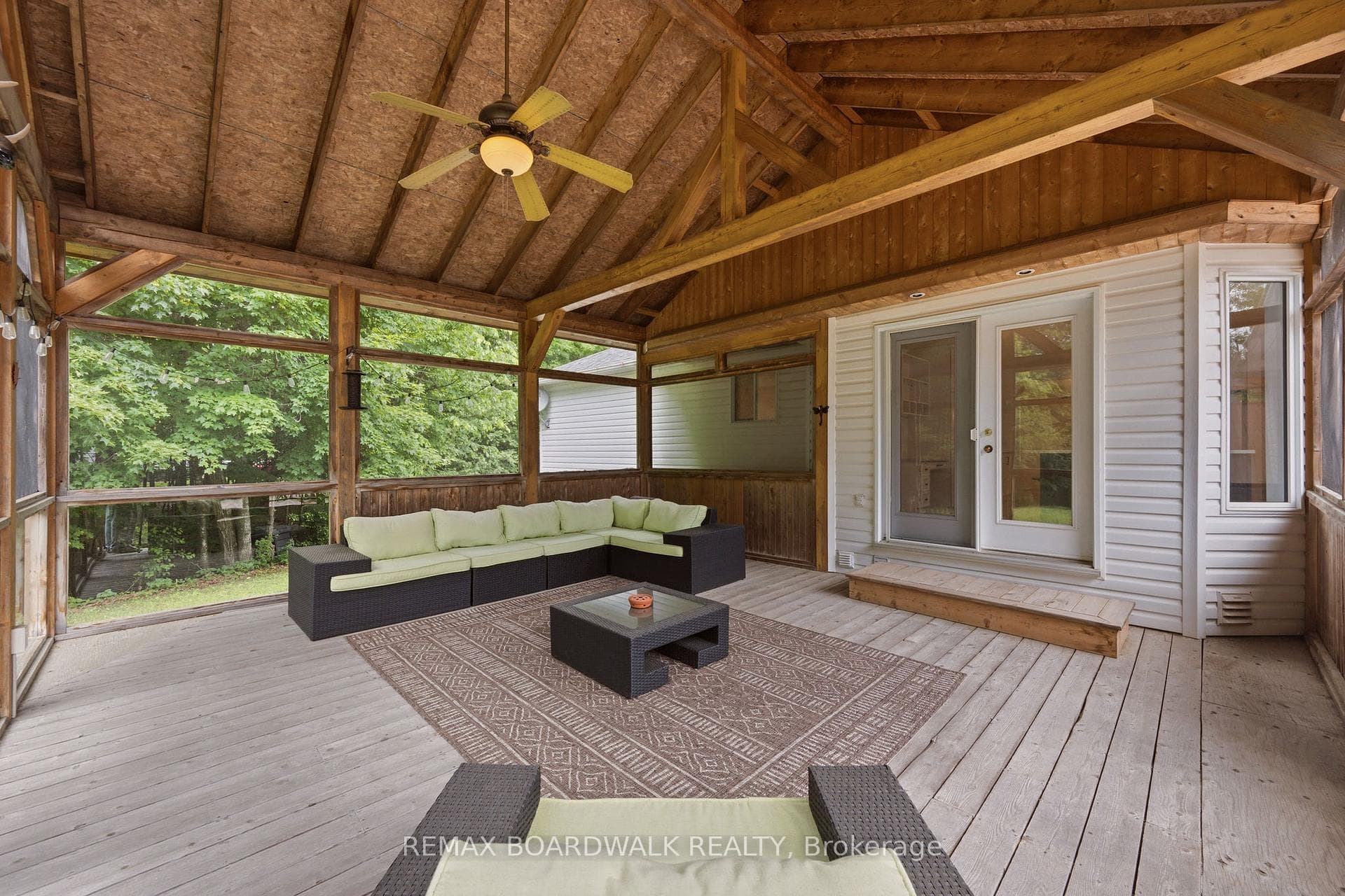 289 Timberwood Drive photo 19