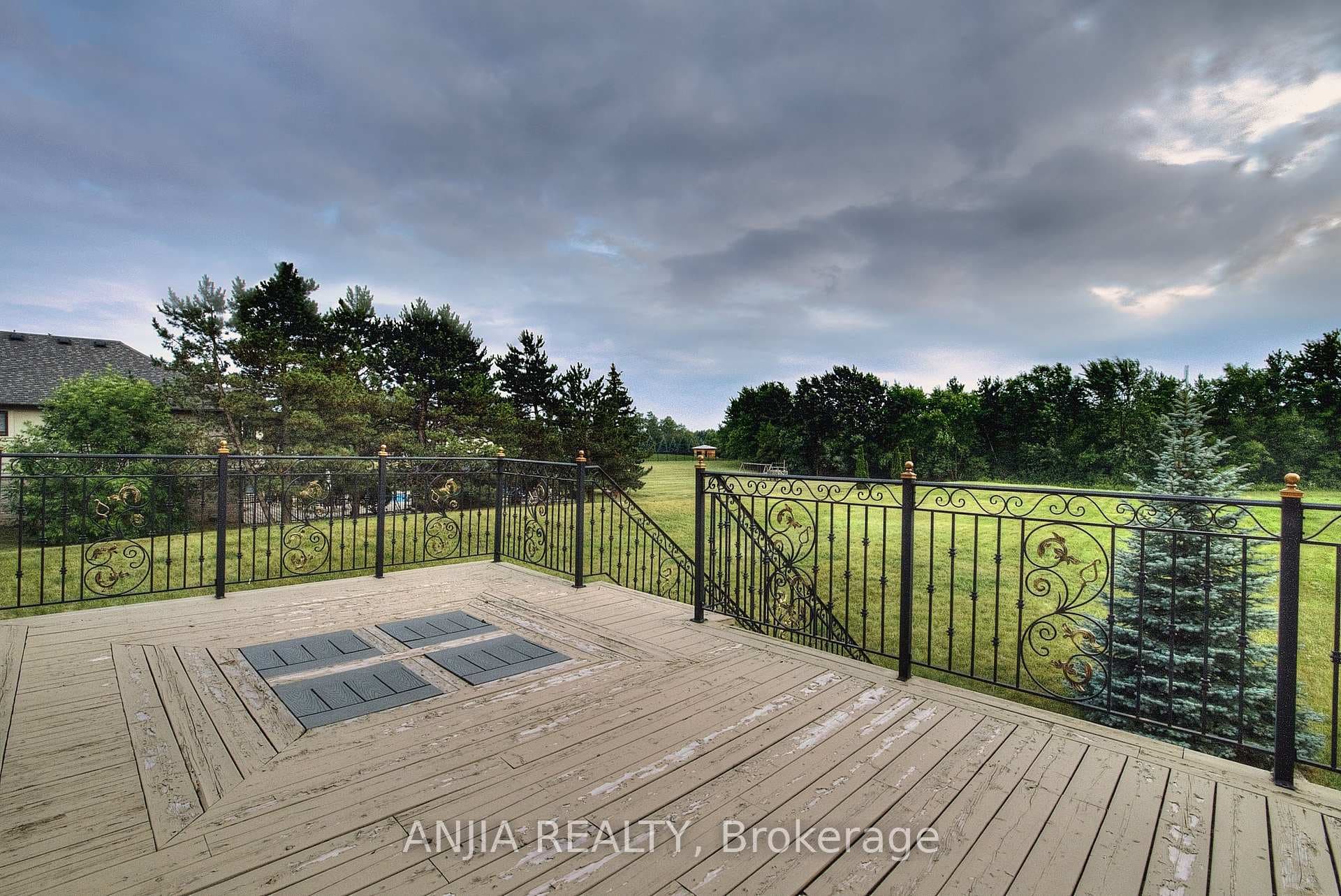 44 Bellini Avenue photo 40