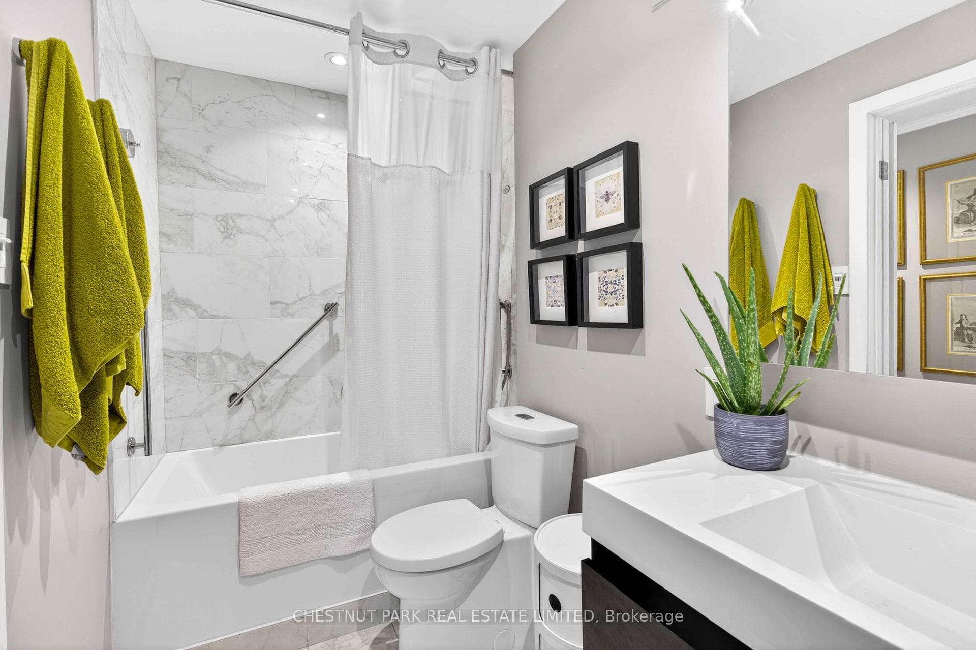 Soaker Tub