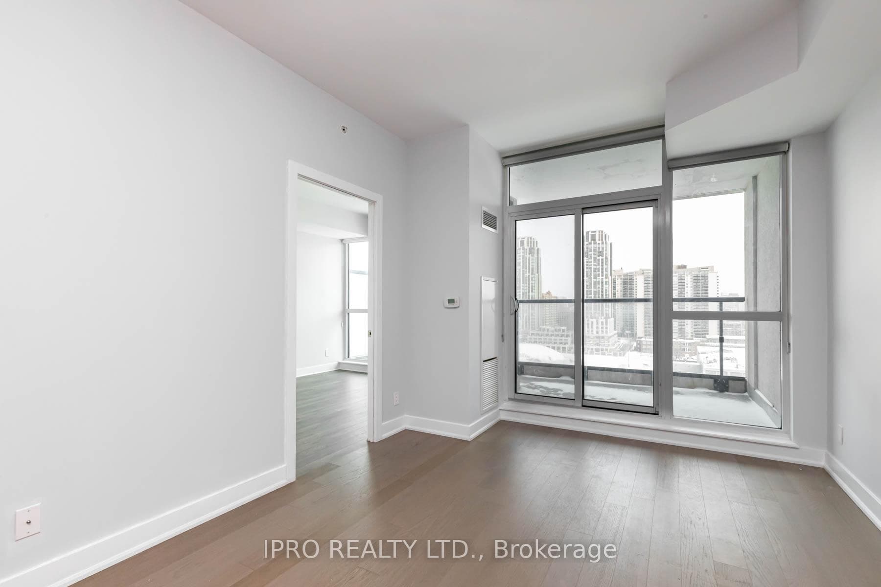 1486 Bathurst Street Unit 1104 photo 14