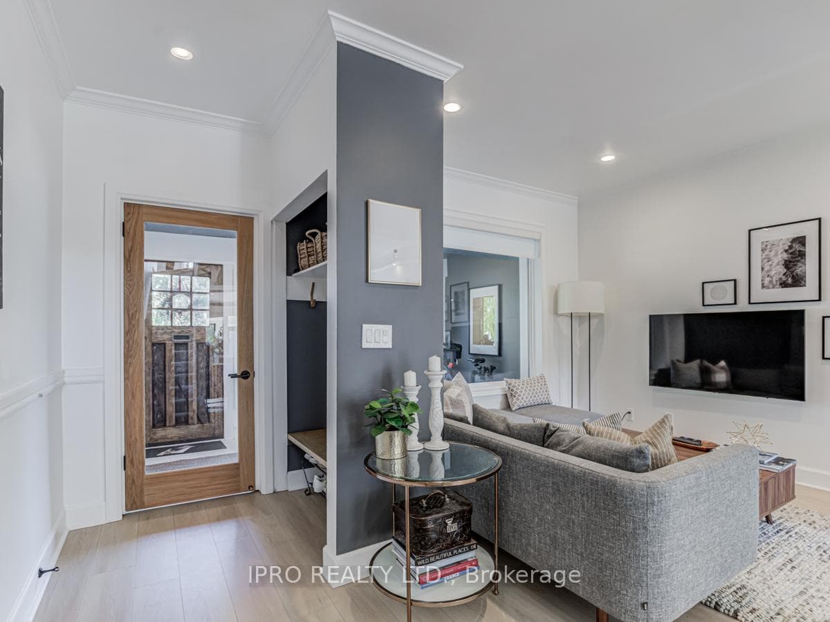 81 Coleman Avenue photo 4