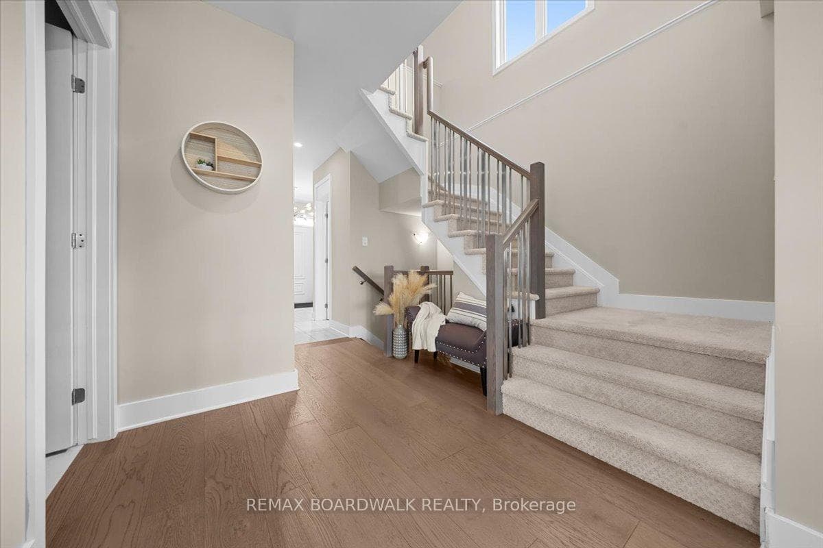 620 Barry Helman Drive photo 5