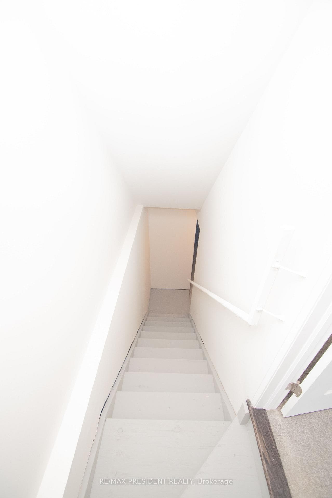660 Colborne Street Unit 70 photo 32