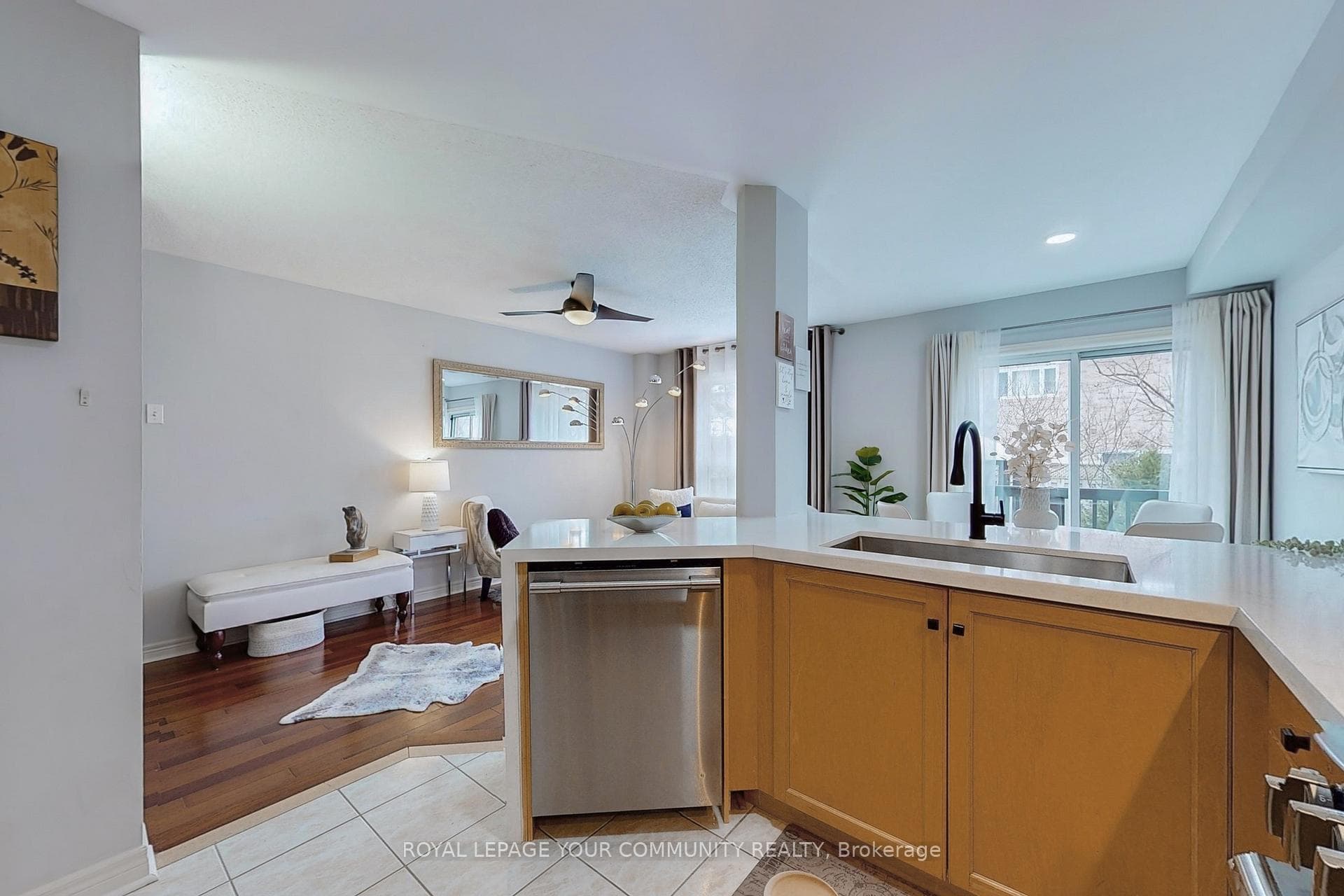 287 Hollandview Trail photo 17