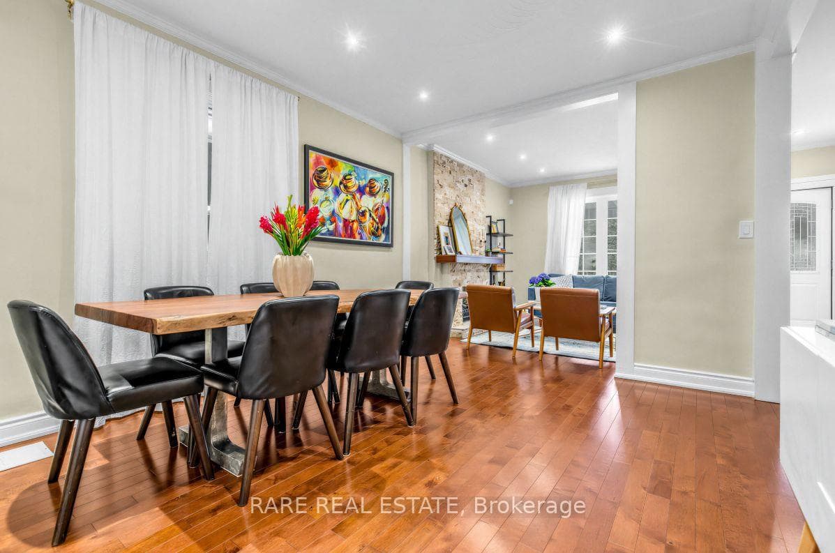 18 Earlscourt Avenue photo 3