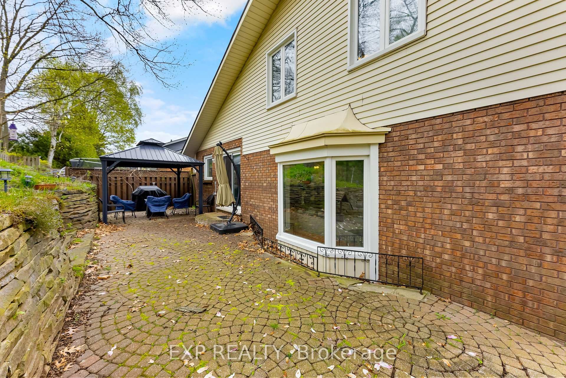 23 Berkwood Place photo 28