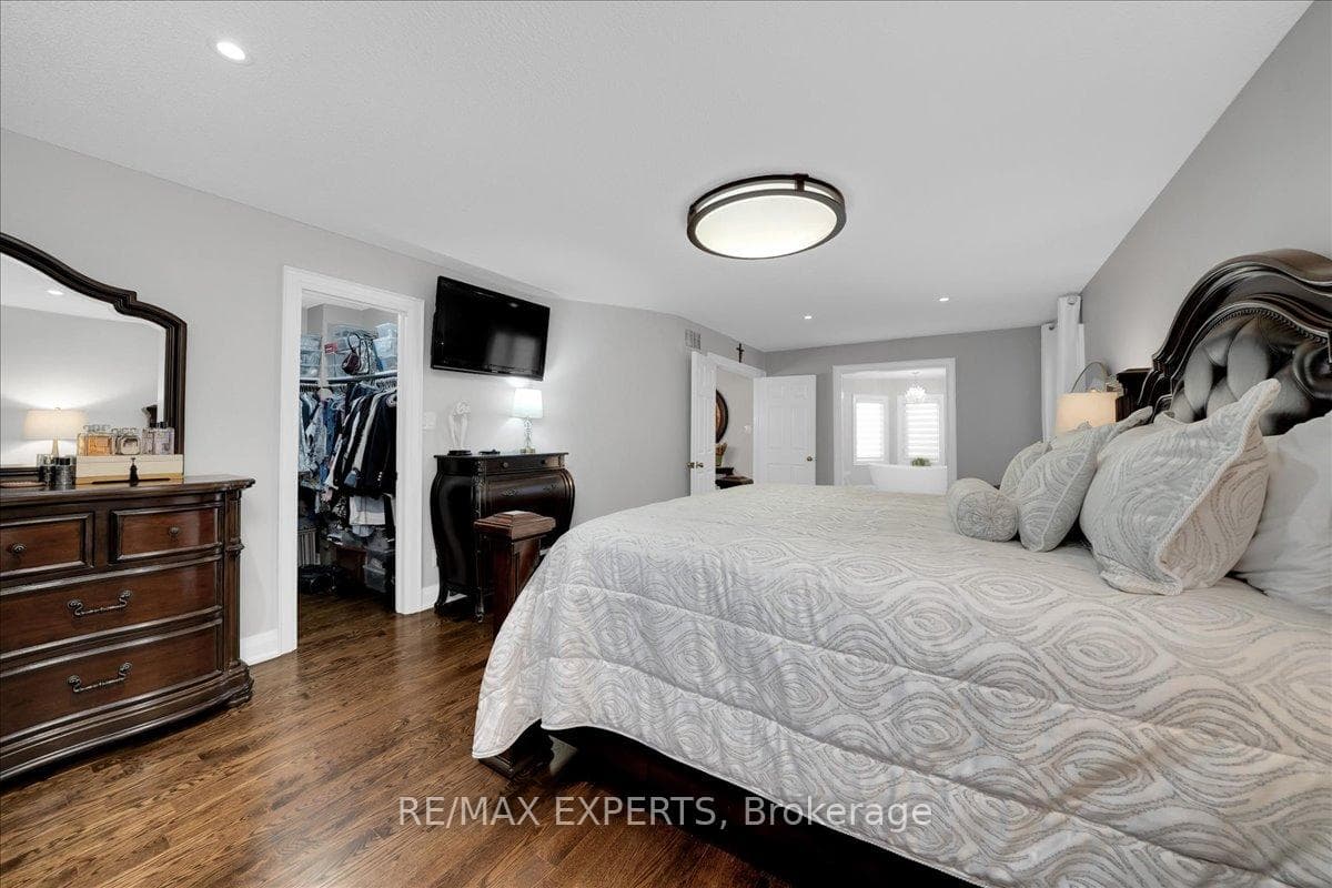 3 Thornbury Road photo 26