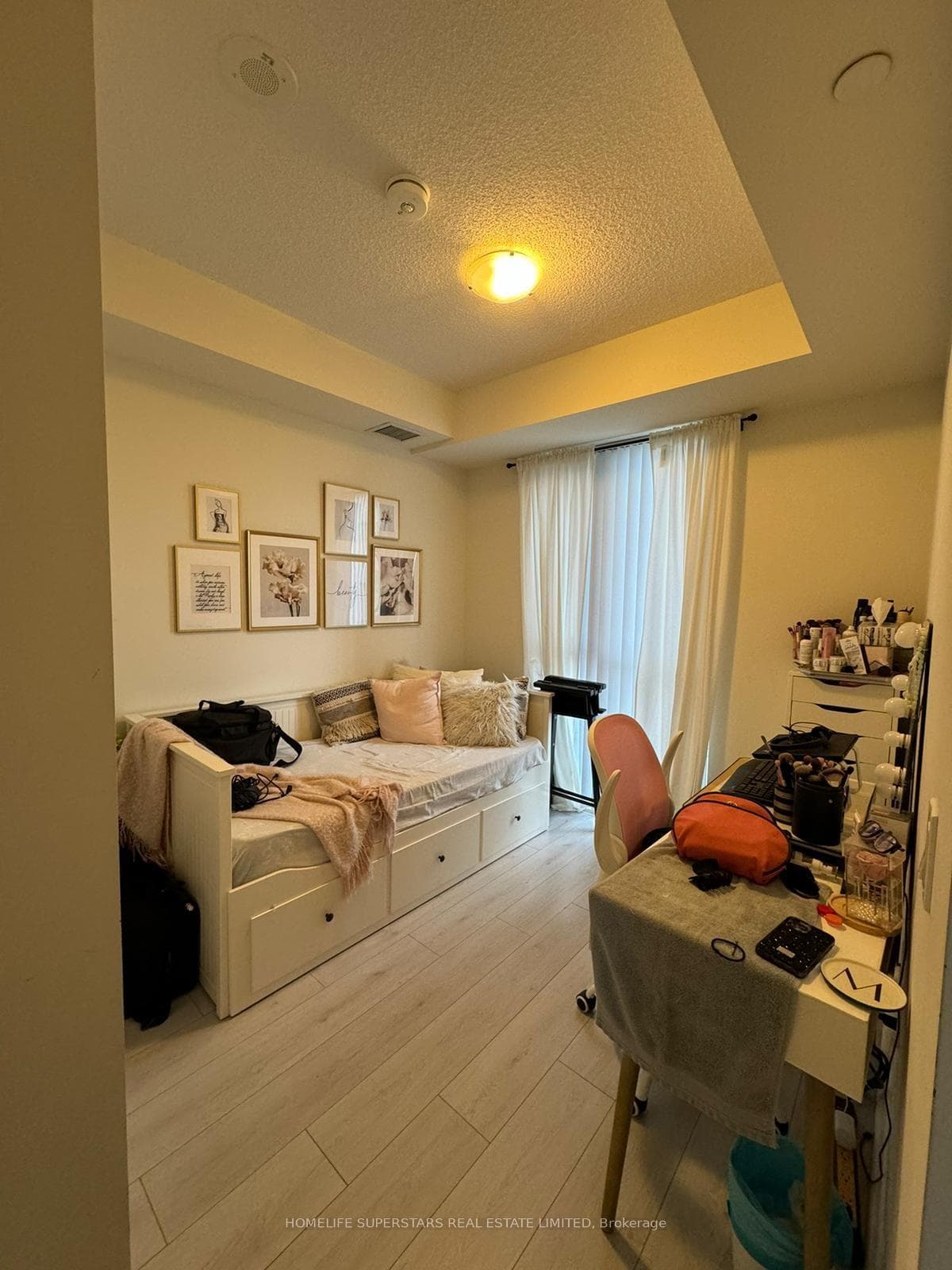 349 Rathburn Road Unit 706 photo 22