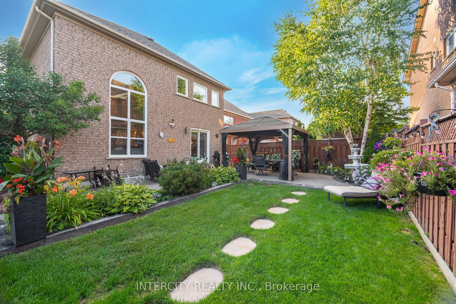 19 Aspenwood Trail photo 50