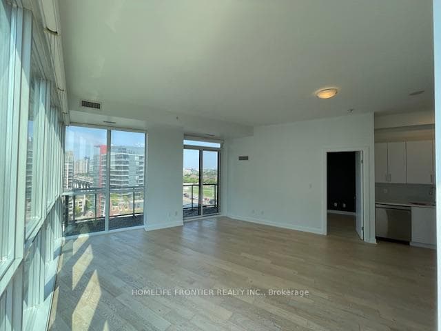 20 Bruyeres Mews Unit 1513 photo 2
