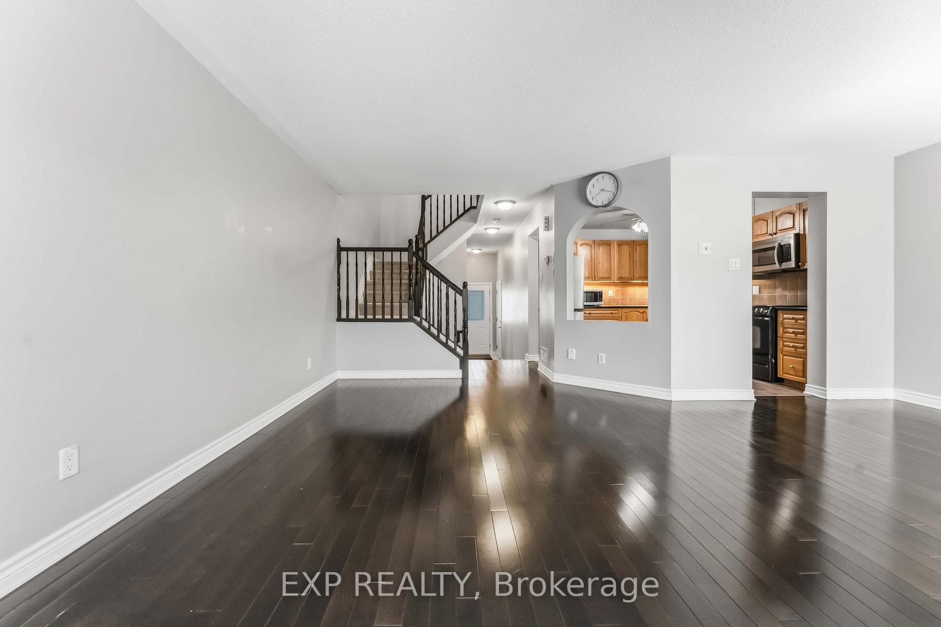 214 Montmorency Way photo 11
