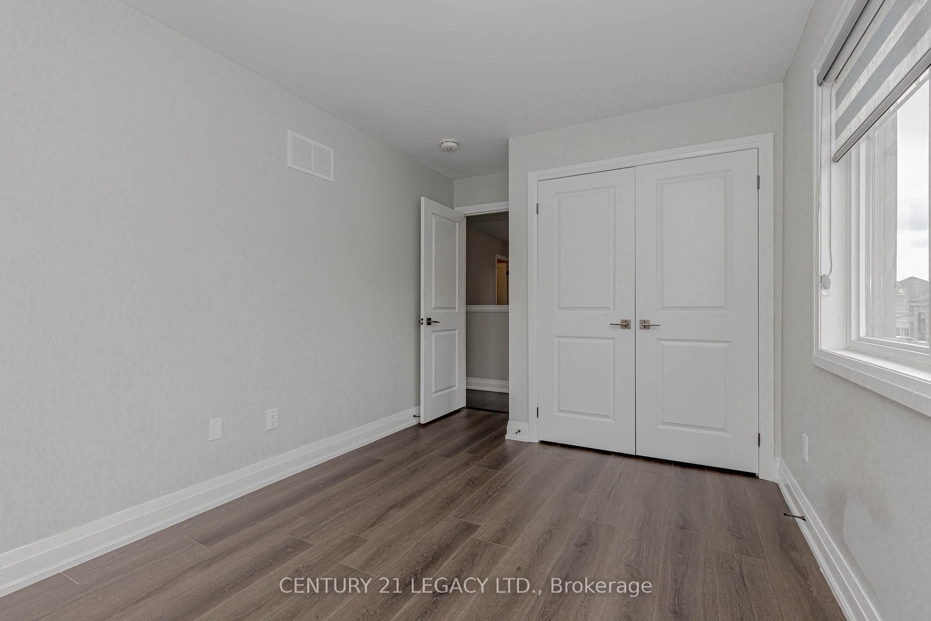 73 Brushwood Drive photo 30