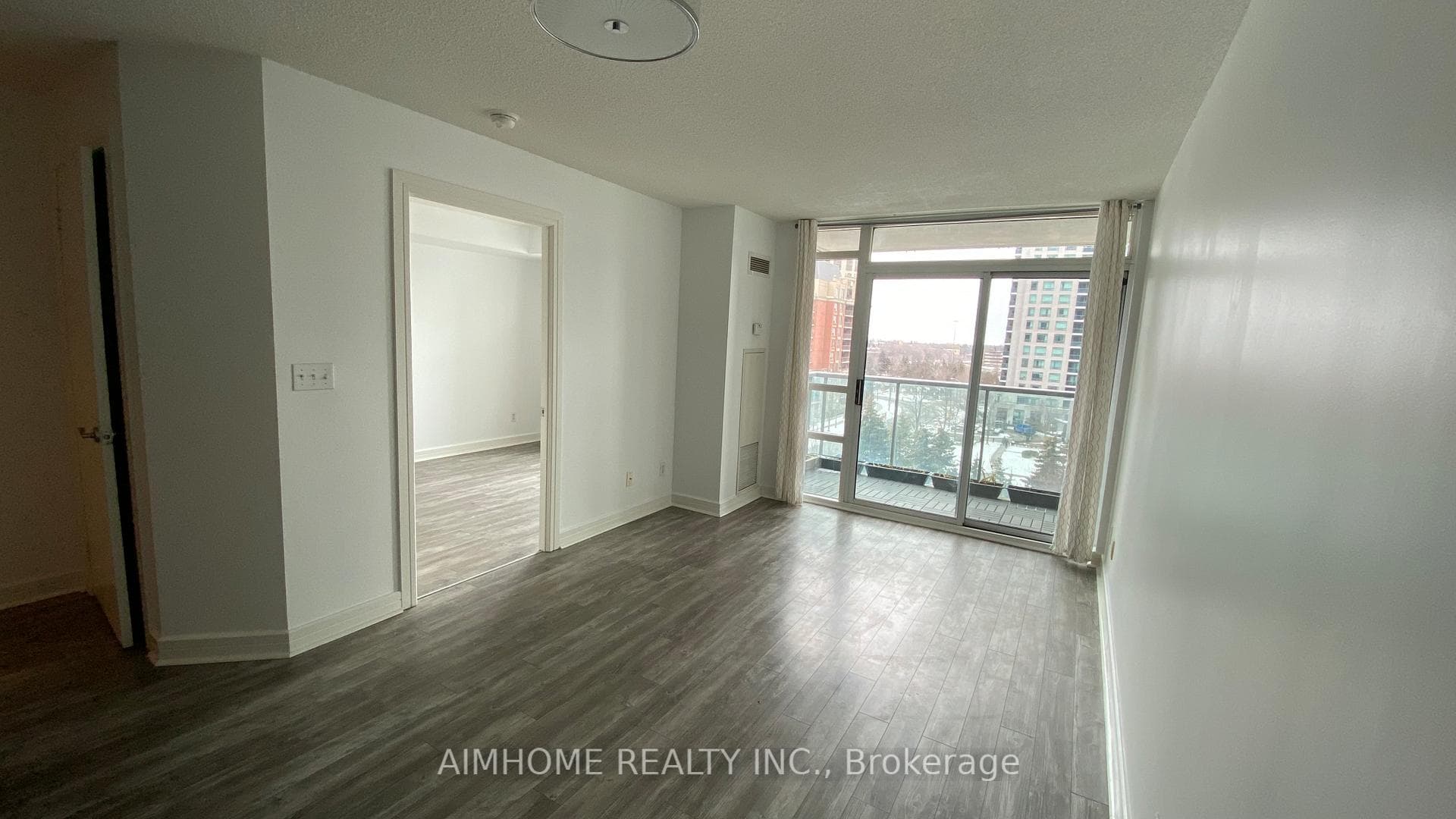 16 Harrison Garden Boulevard Unit 607 photo 11