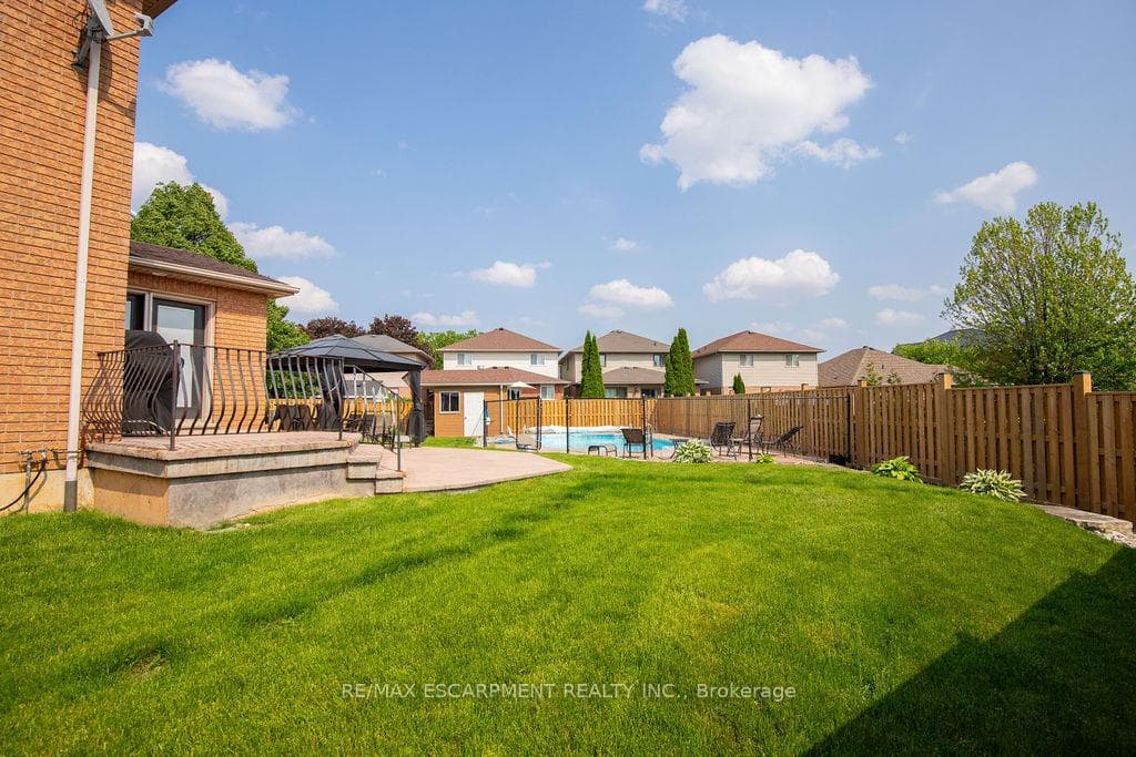 177 Claudette Gate photo 4