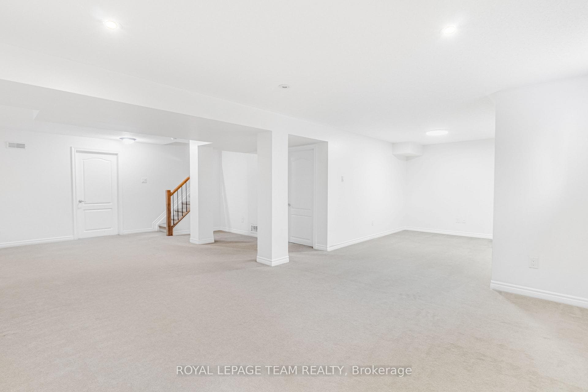 57 CROWNRIDGE Drive photo 32