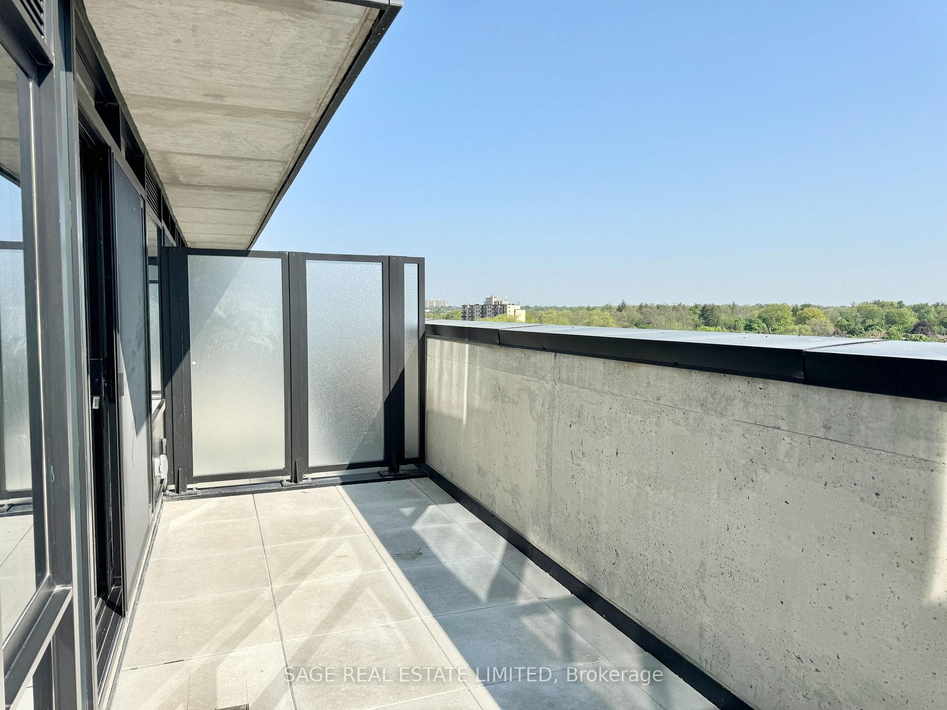 86 Dundas Street Unit 806 photo 6