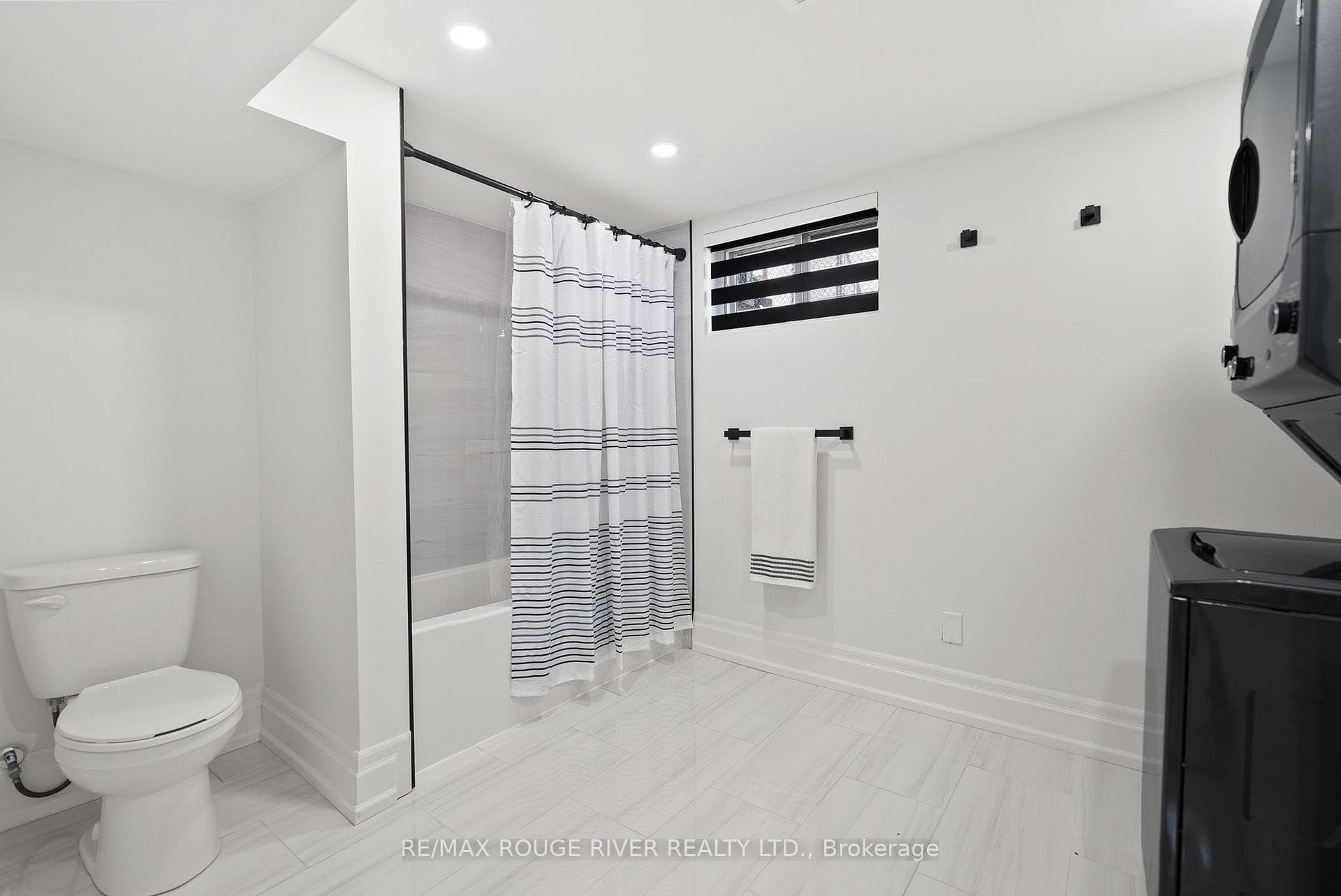 267 Liberty Street photo 33