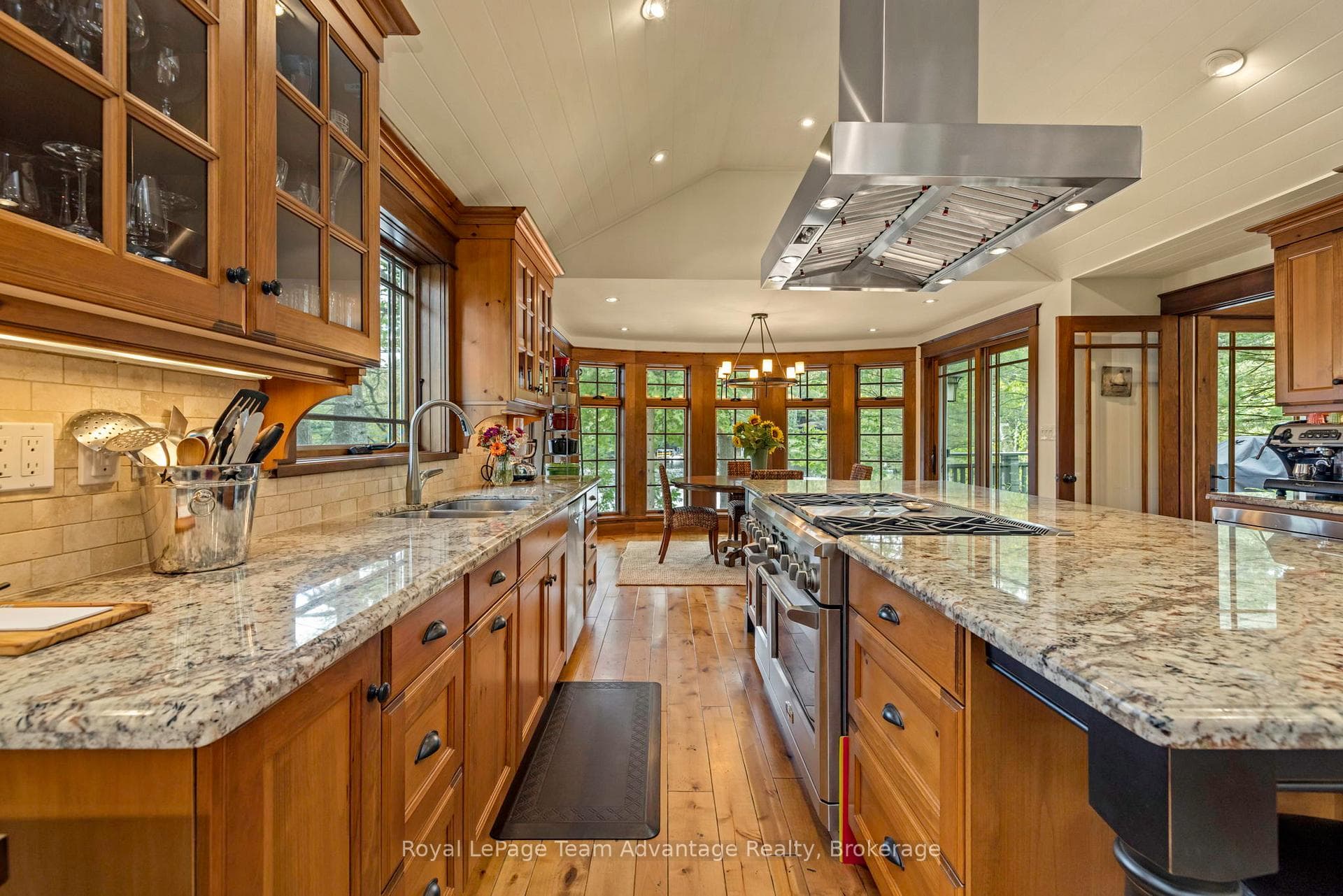 This is certainly a chef's kitchen