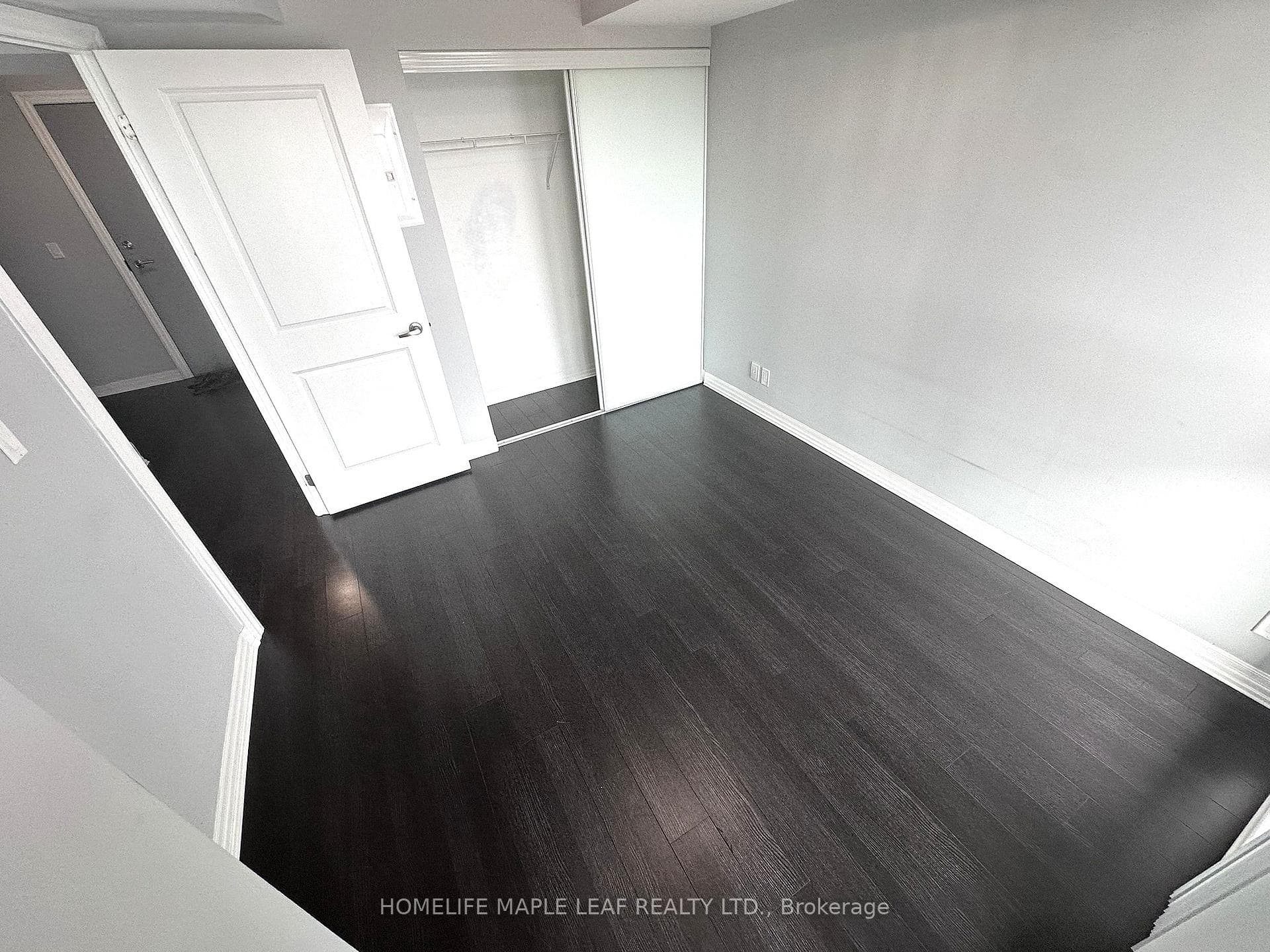 80 ESTHER LORRIE Drive Unit 614 photo 13