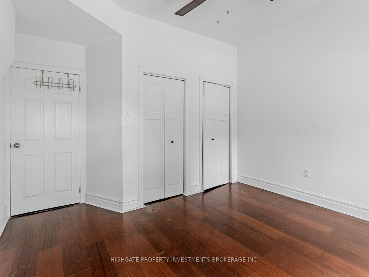 359 Ontario Street Unit Upper photo 7