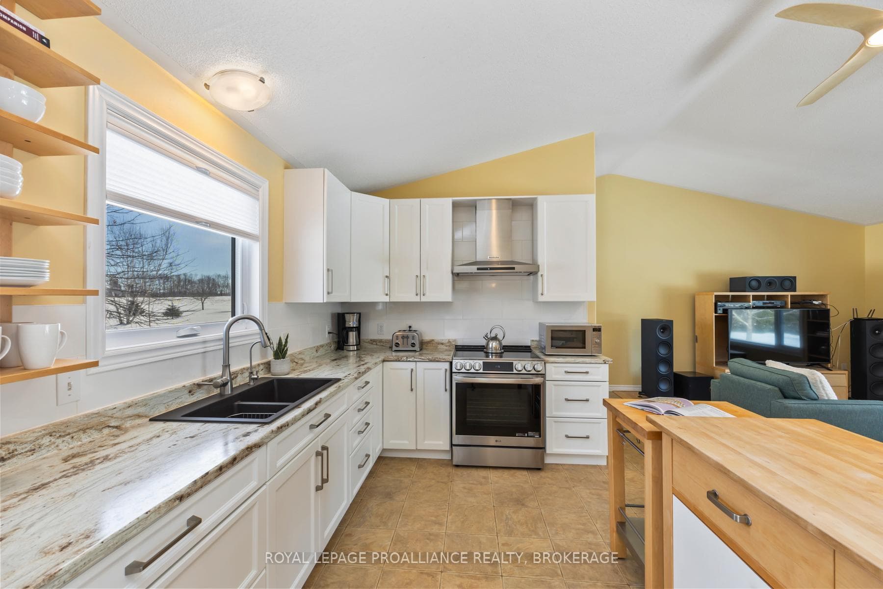4214 Duff Road photo 9