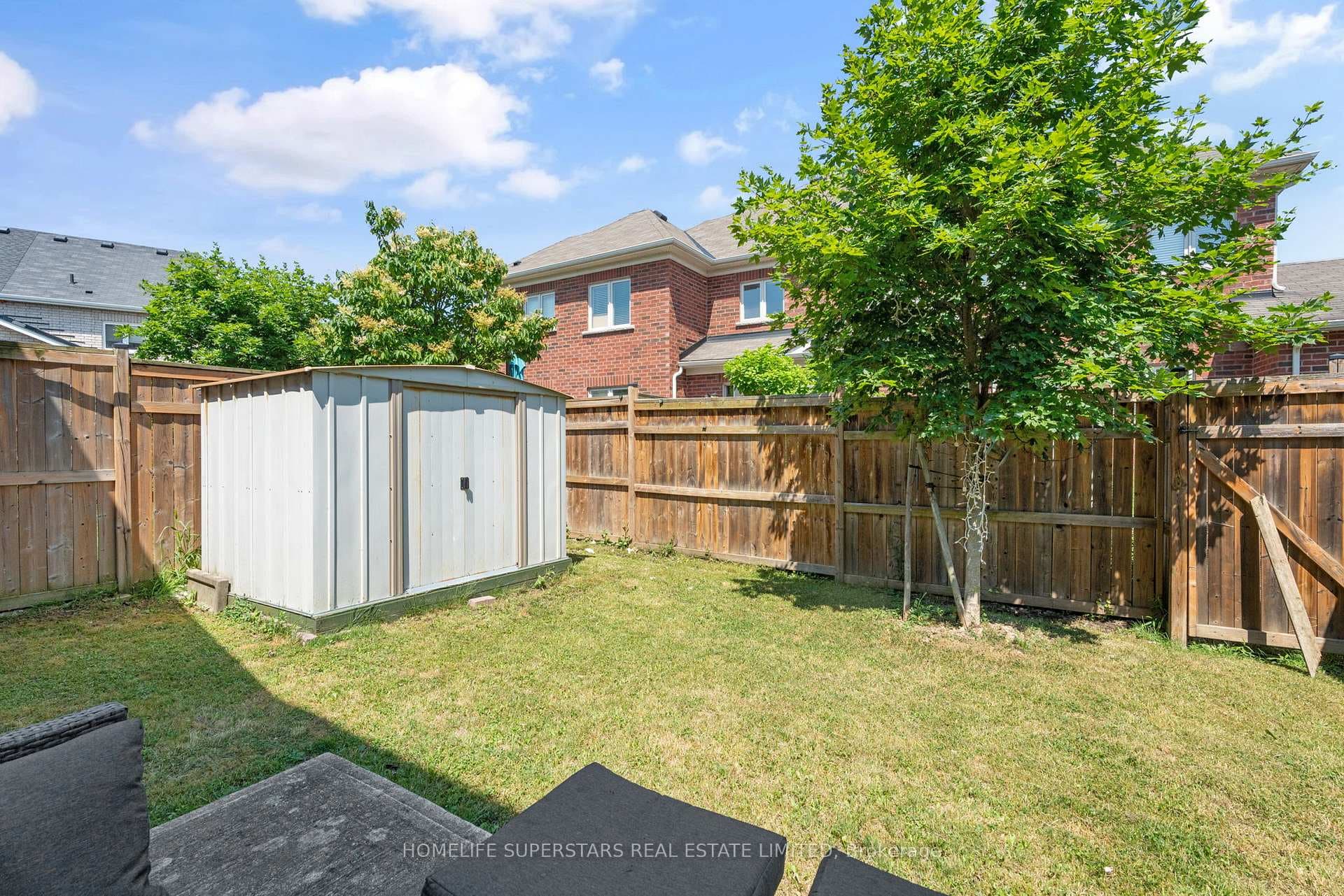 2 Durham Way photo 28