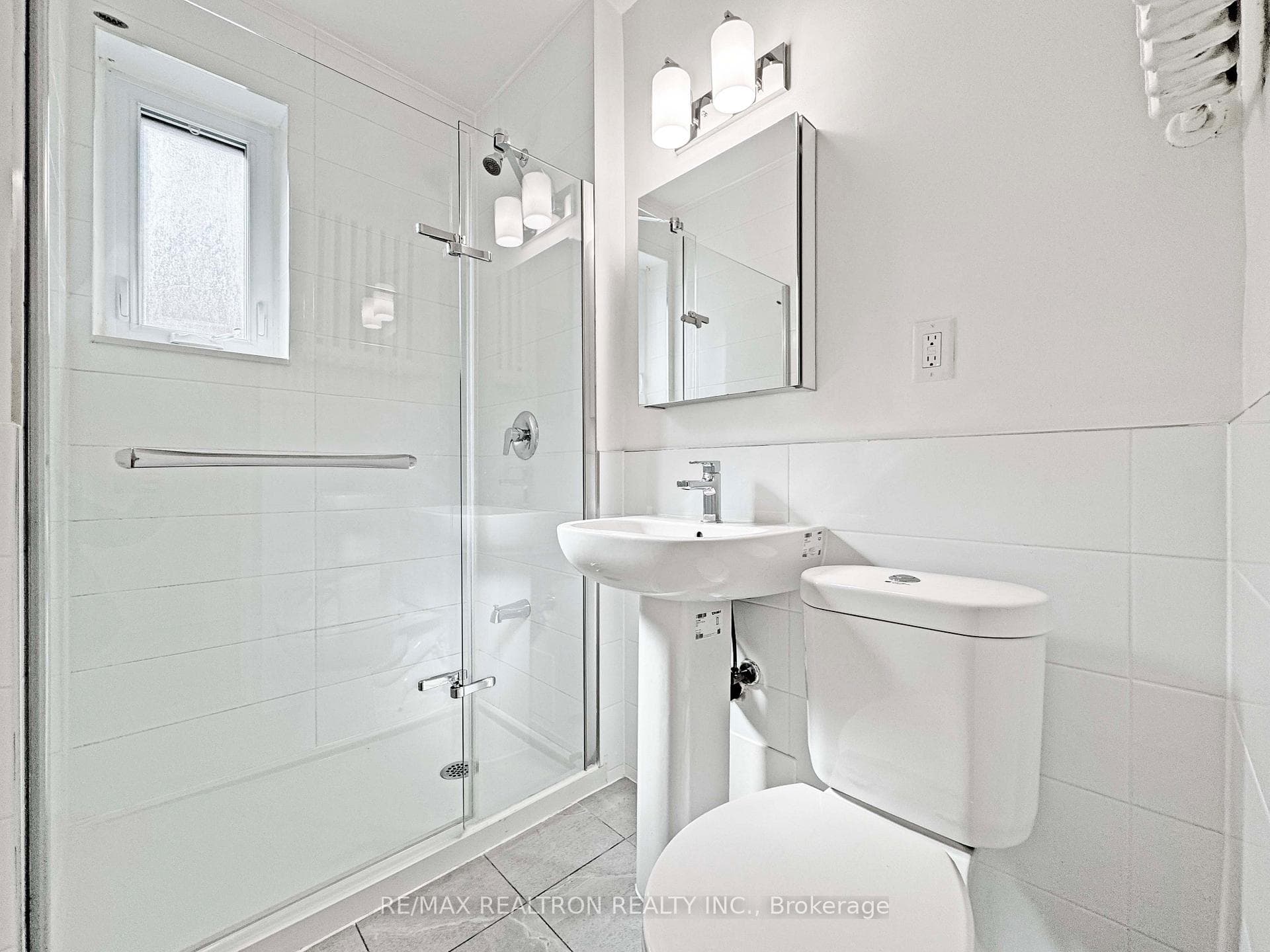 398 Avenue Road Unit 325 photo 6