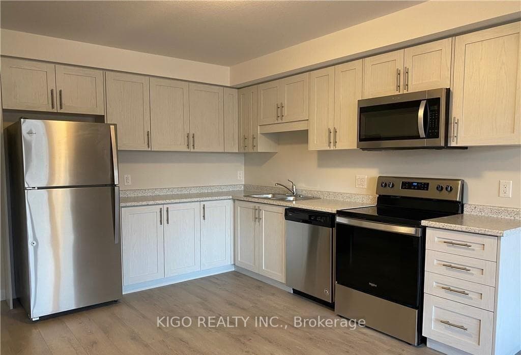 160 Rochefort Street Unit B12 photo 5