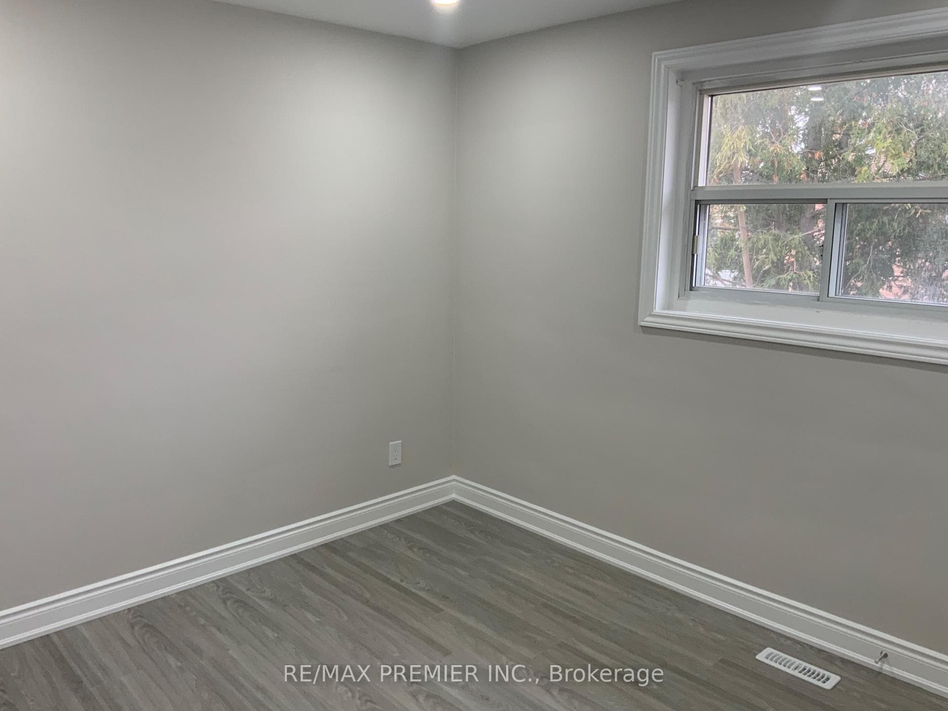97 Duncanwoods Drive photo 15