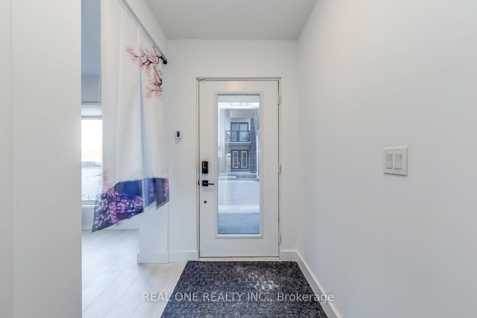 1095 Cooke Boulevard Unit 41 photo 4