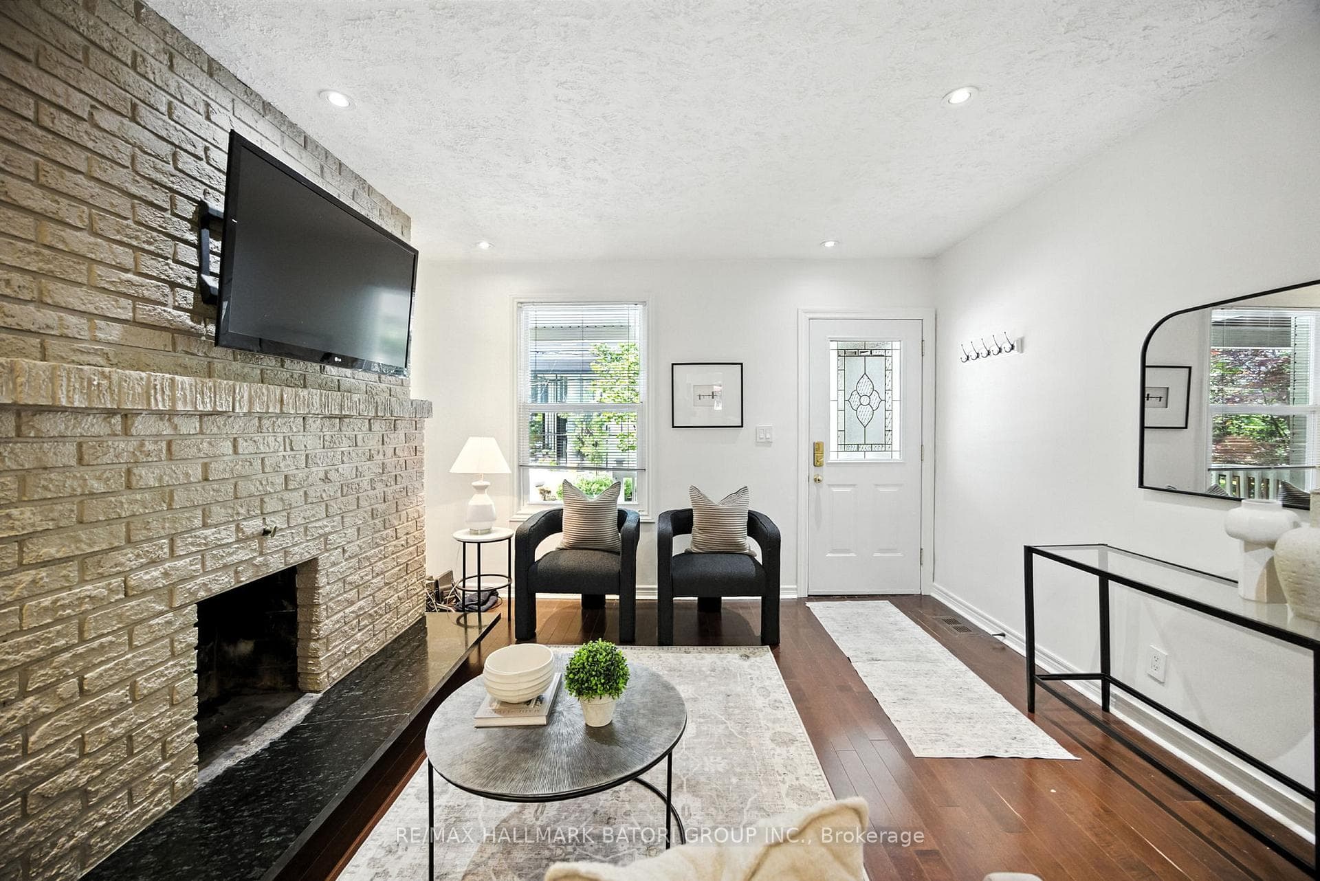 143 Soudan Avenue photo 3