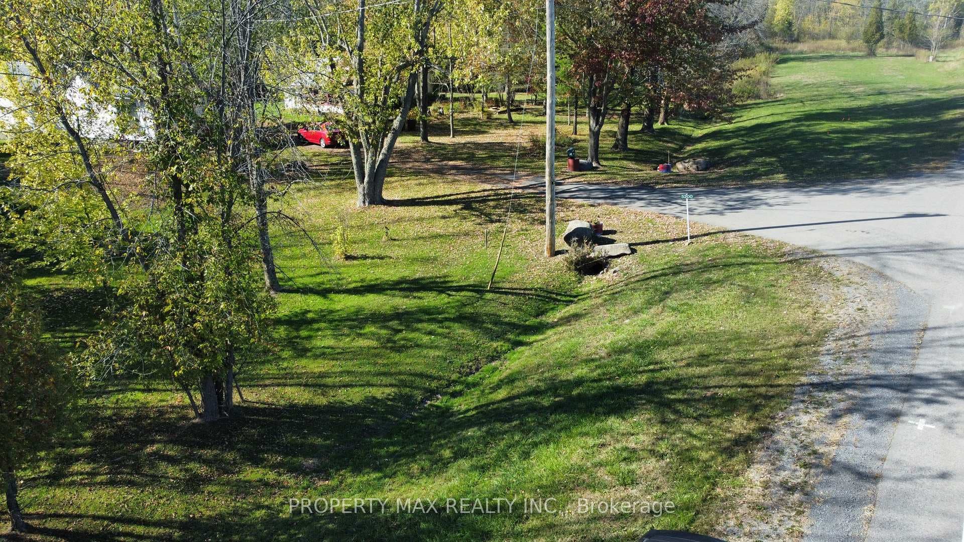 Na Aultsville Road photo 8