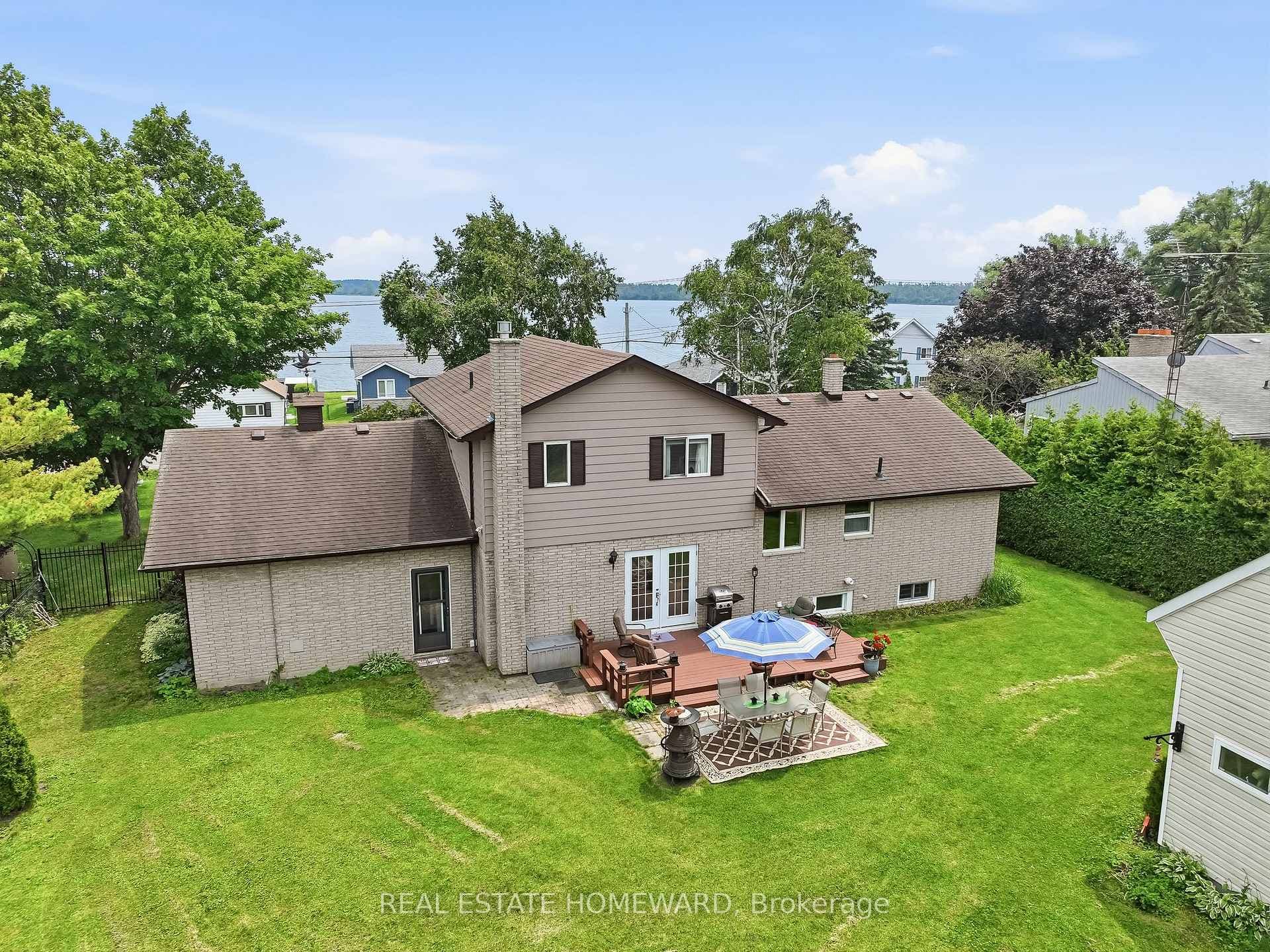 120 Harbour Street photo 8