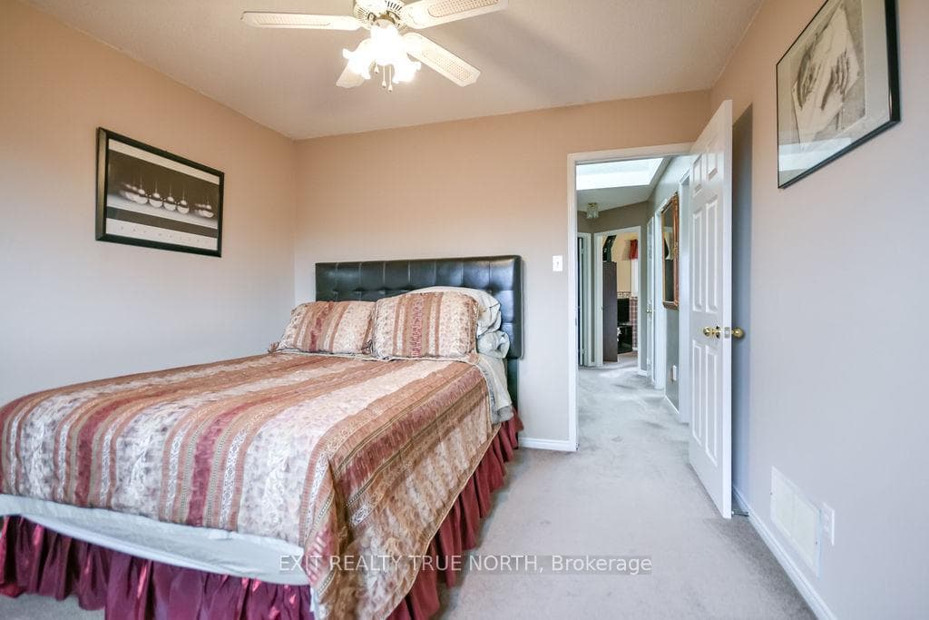53 Etherington Crescent photo 22
