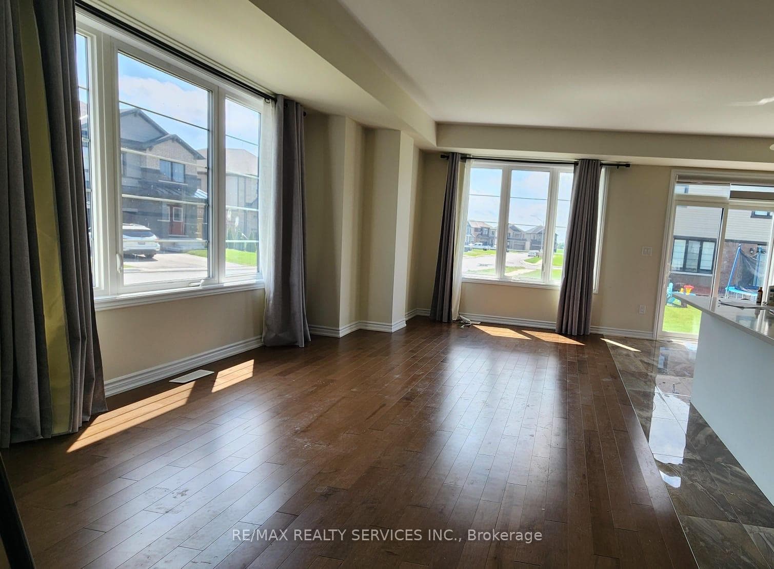 51 Sugar May Avenue photo 14