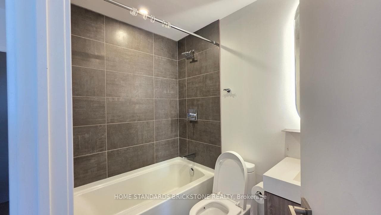 15 Holmes Avenue Unit 511 photo 14