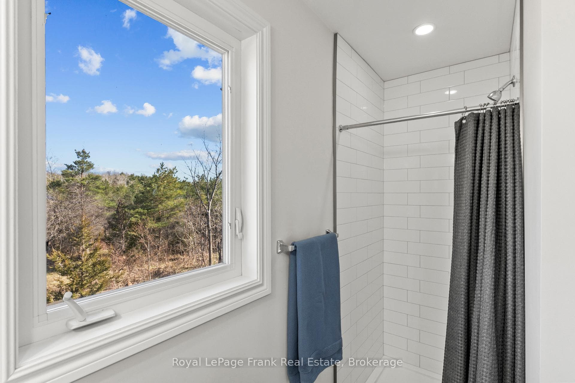 12 Coldbrook Drive photo 17