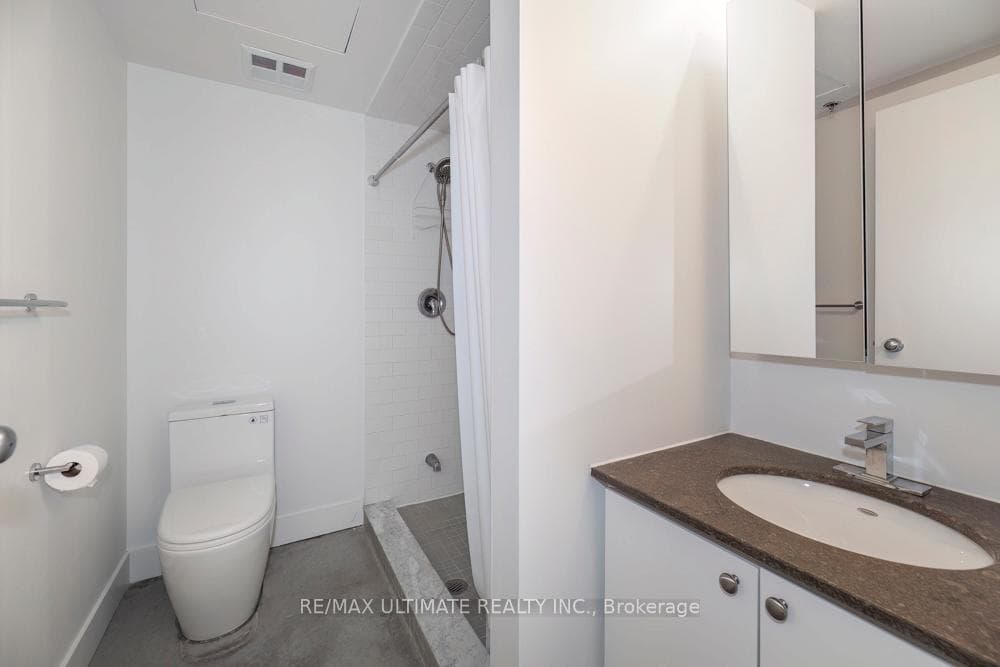 68 Broadview Avenue Unit PH 604 photo 24